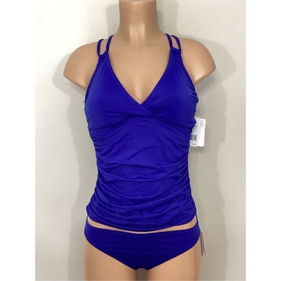 New. La Blanca Blue ruched V-neck underwire tankini set. Mixed sizes. 8-top/6-bo - Picture 2 of 10